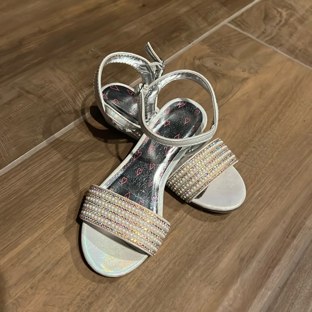Toddler girls dress sandal size 11